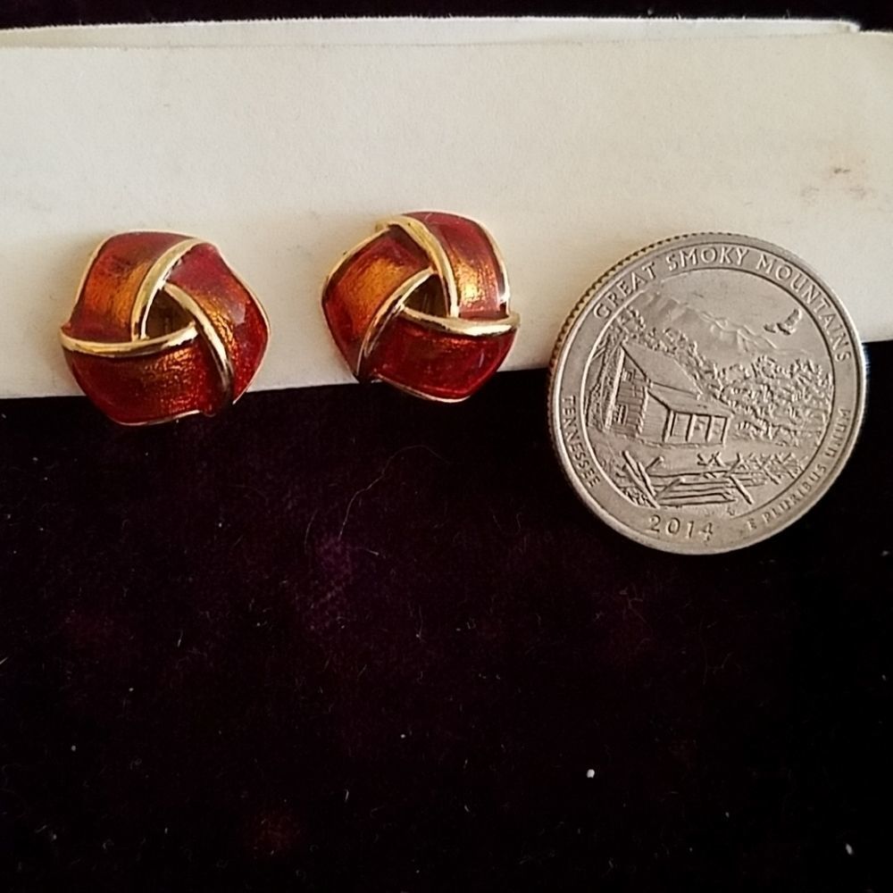 Avon Goldtone Knot Earrings Red Enamel Vintage Costume Jewelry